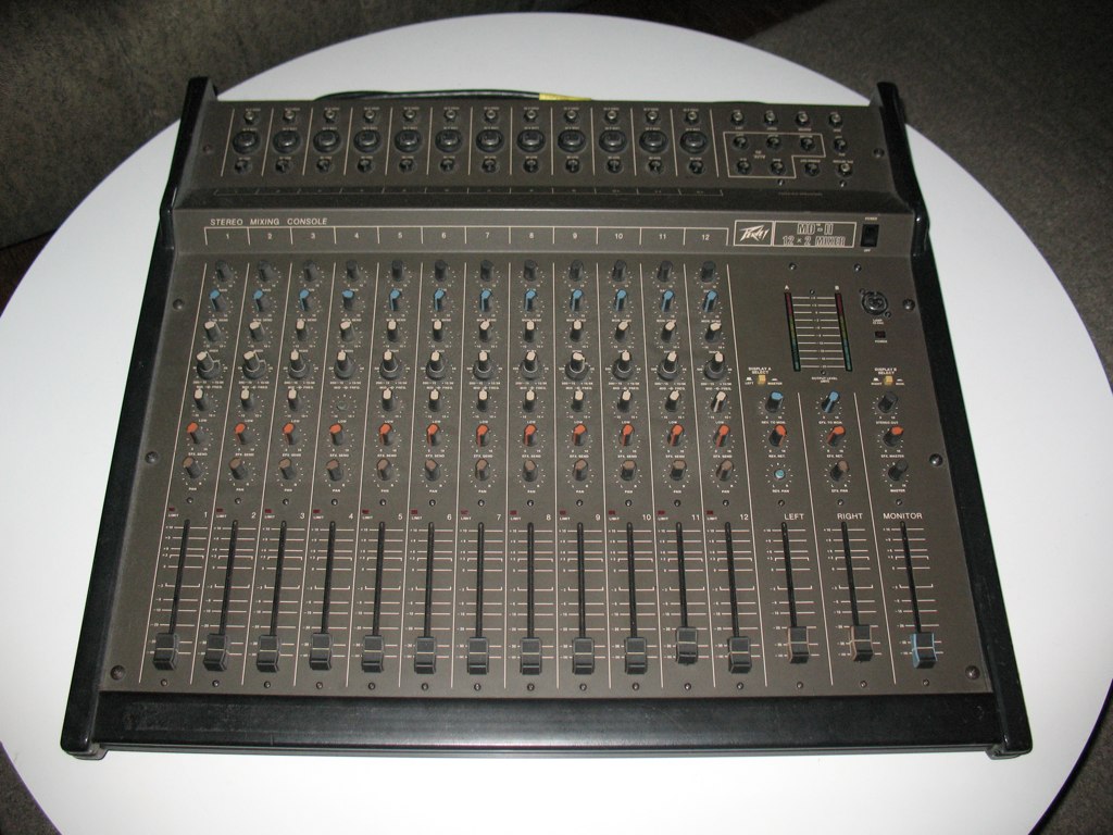 Peavey MDII Mixing Console Great vintage mixer in excelle… Flickr