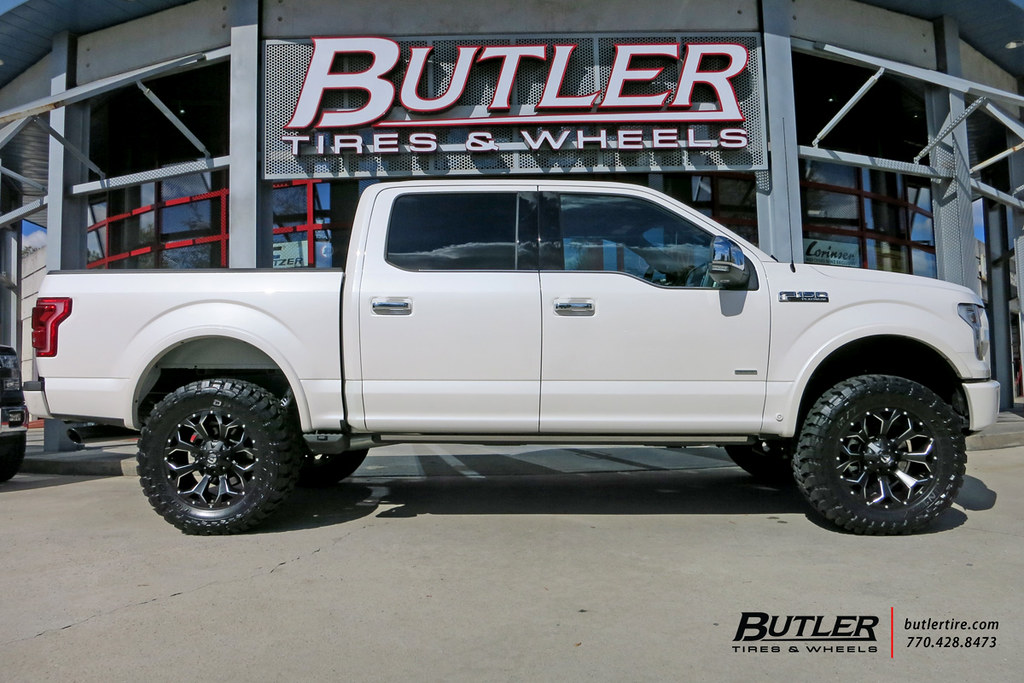 Ford F150 with 20in Fuel Assault Wheels and Toyo Open Country MT Tires
