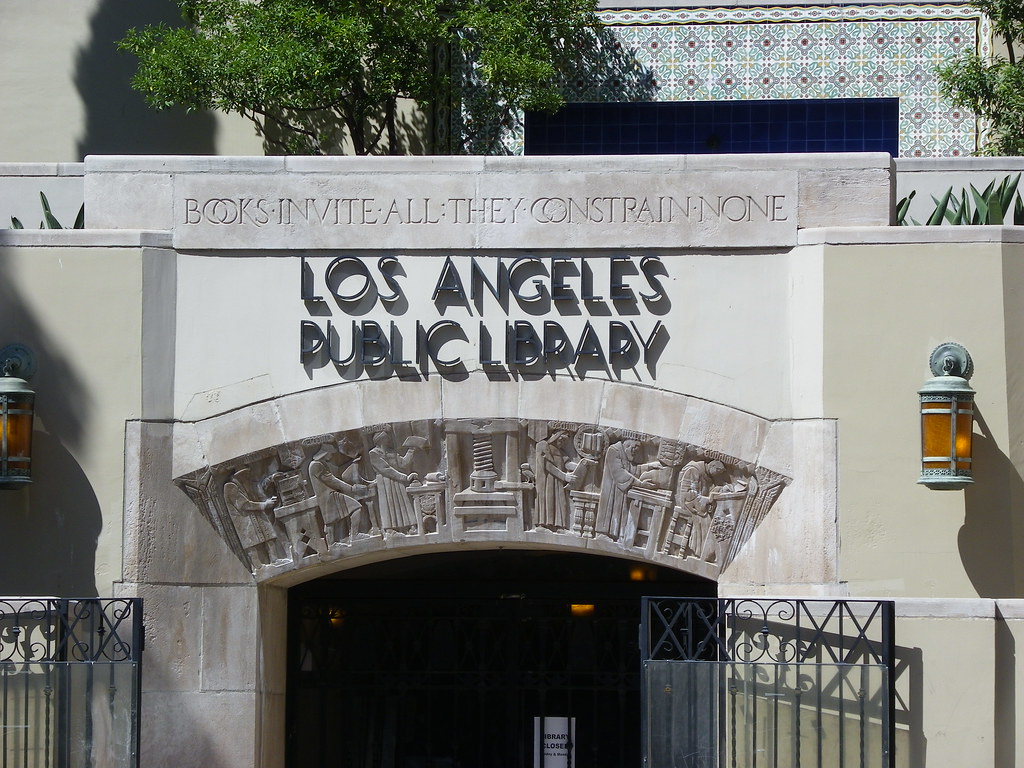 Looks like an entrance Central Library, Los Angeles Publ… Flickr