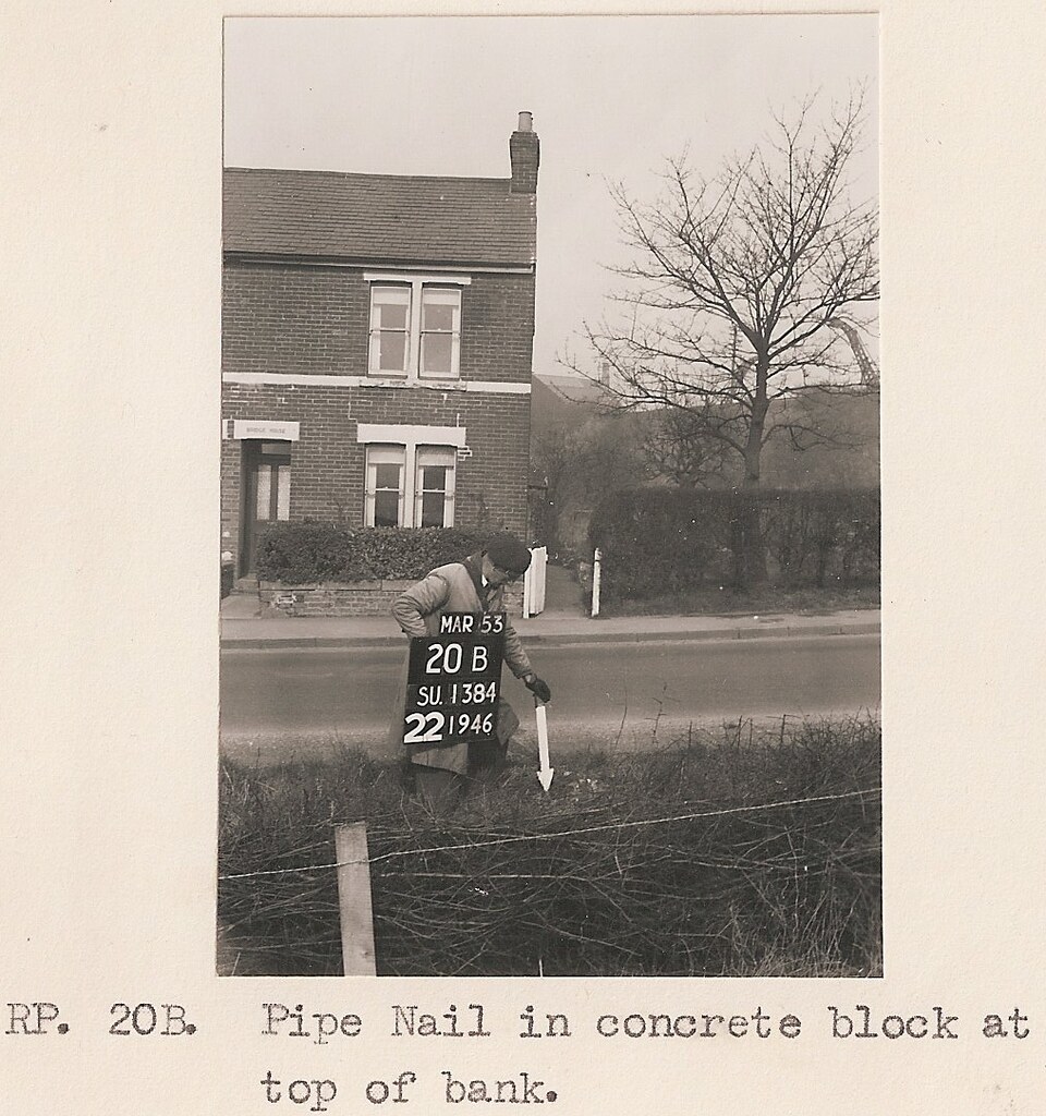 1953 Bridge House, Wootton Bassett Road, Swindon (OS "A M… Flickr