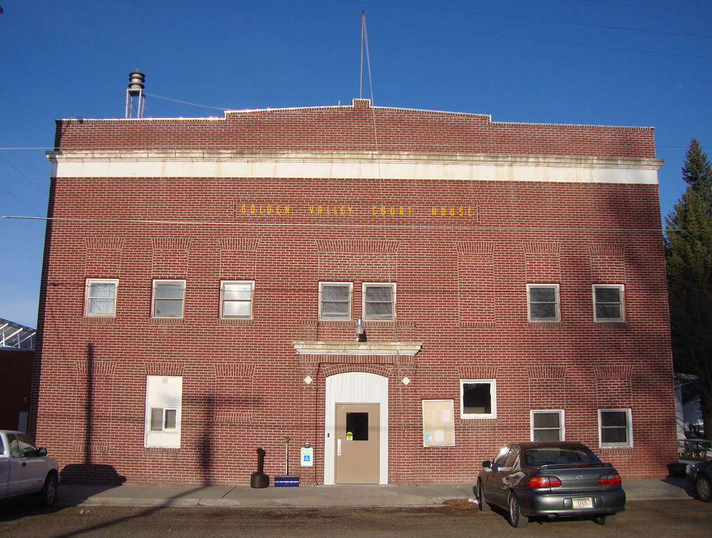 Golden Valley County Courthouse (Ryegate, Montana) Flickr