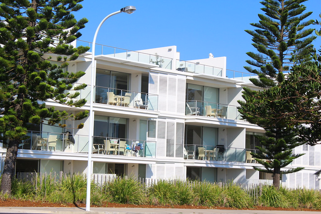 Holiday apartments, Rainbow Beach Holiday apartments in In… Flickr