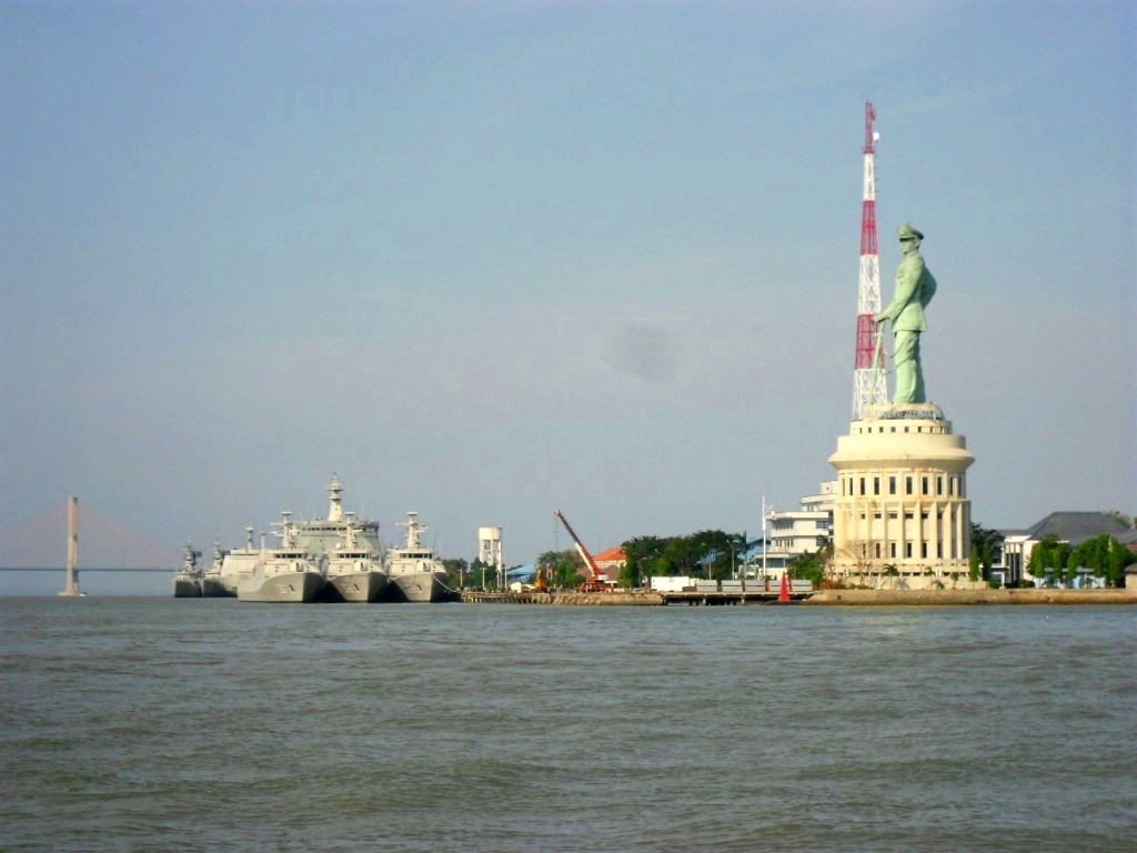 Yuk, Mampir ke 5 Patung dan Monumen Khas Surabaya Ini Mister Aladin Travel Discoveries