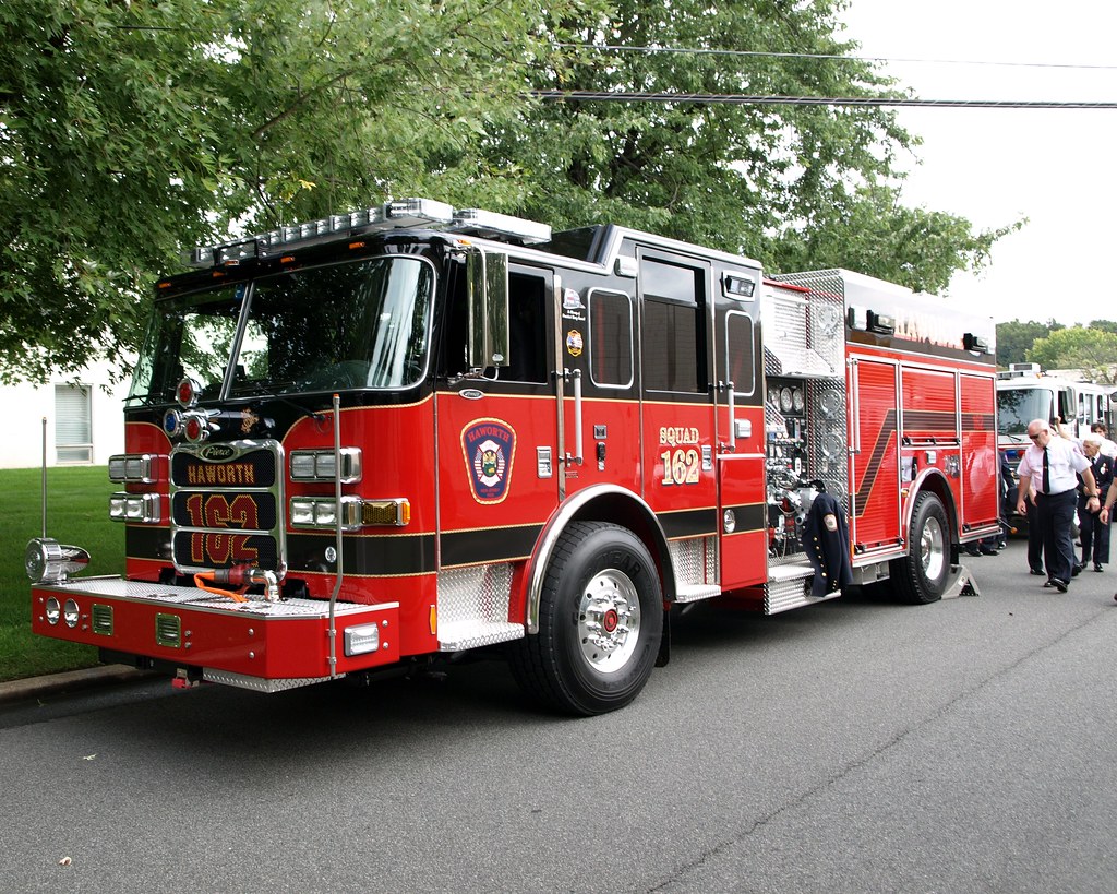 Pierce Squad 162 Truck, Haworth Fire Department, New Jerse… Flickr