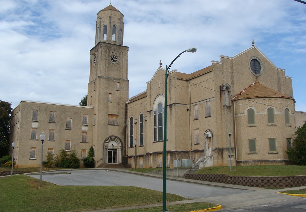 First Baptist Church (Old) Anniston, Al. Part of the Churc… Flickr