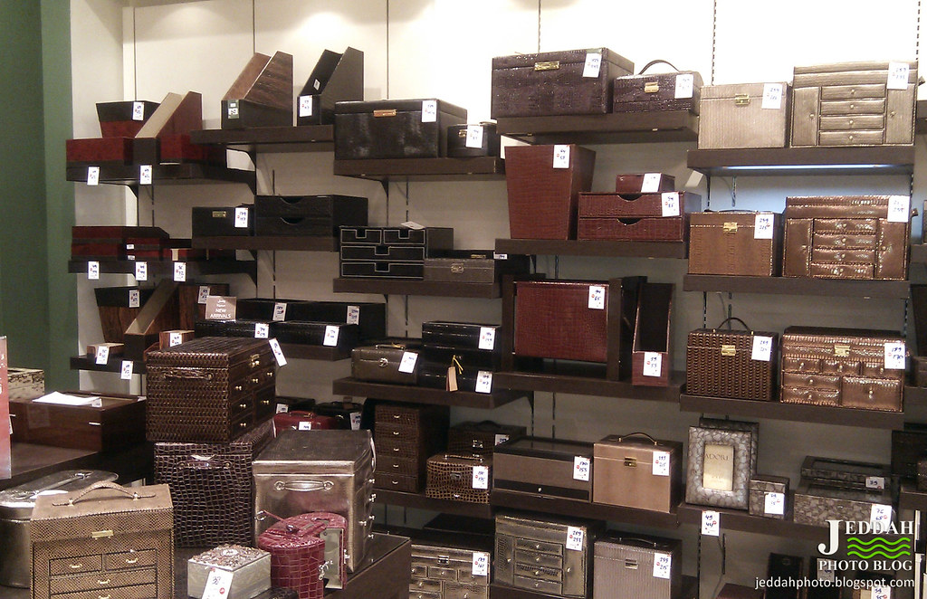 Home Decoration Items at Centrepoint Jeddah Home Decoratio… Flickr