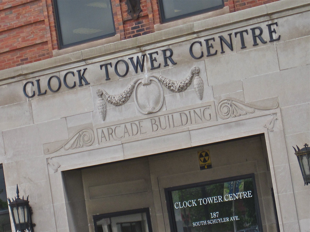 Clock Tower Centre, Kankakee, IL Clock Tower Centre (forme… Flickr