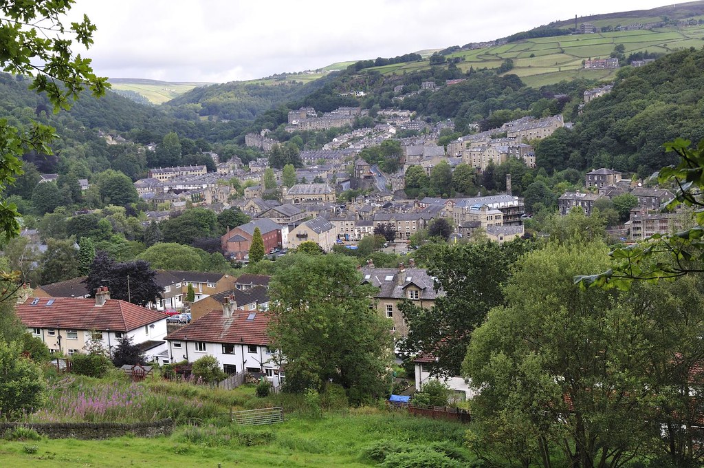 Hebden Bridge to Stoodley Pike (16) Crow Nest Wood Richard