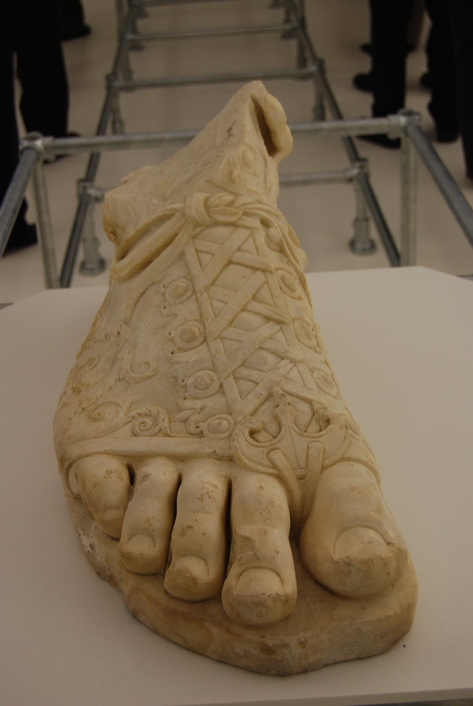 Greek foot and other feet if this toe is the longest it is… Flickr