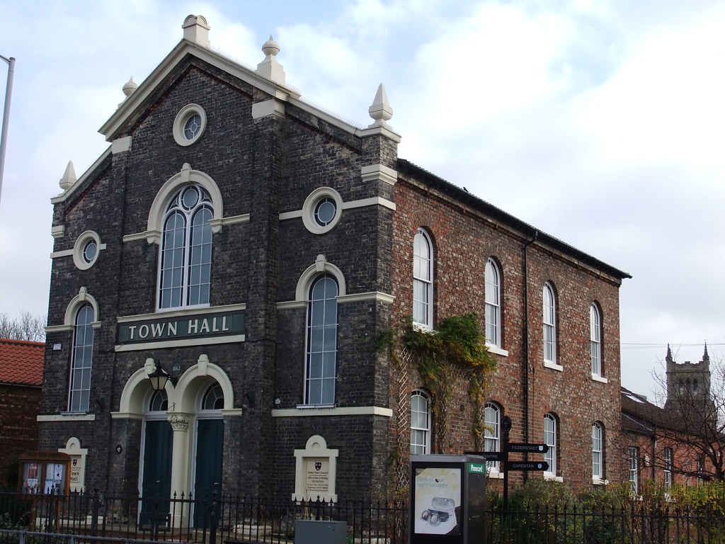 Selby Town Hall previously the Primitive Methodist Chape… Flickr