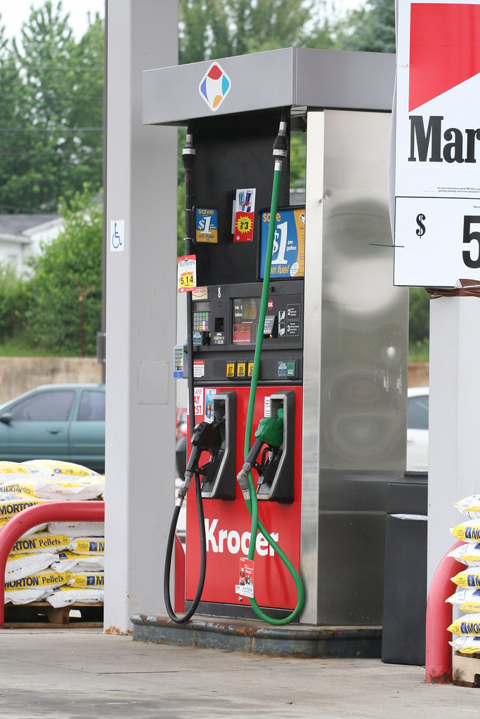 Kroger gas station pump in South Bend, Indiana no. 2827 Flickr