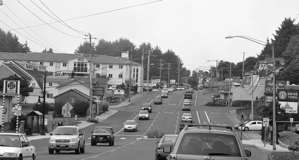 Lincoln City busy traffic weekend, both directions. This t… Flickr