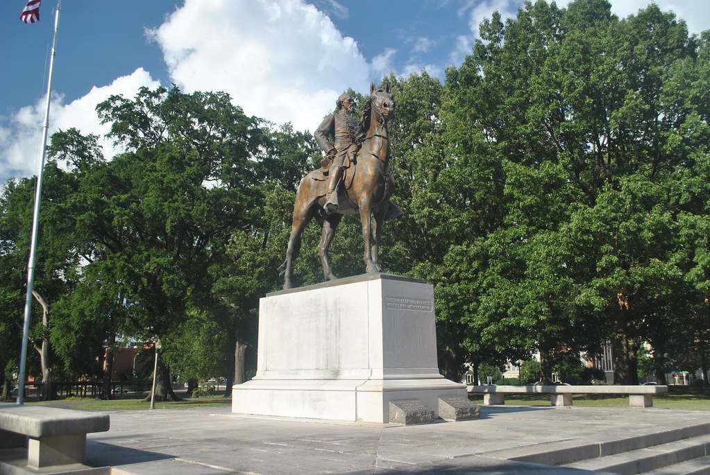 Nathan Forrest Grave Burial place of Confederate Lt Genera… Flickr