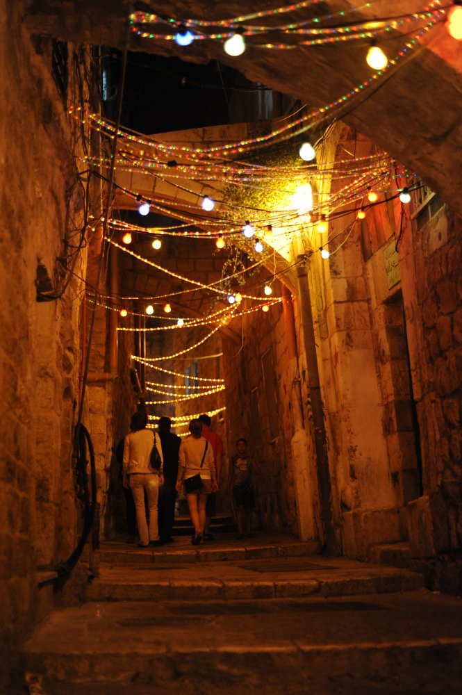 Ramadan decorations in Jerusalem Decorations in the street… Flickr