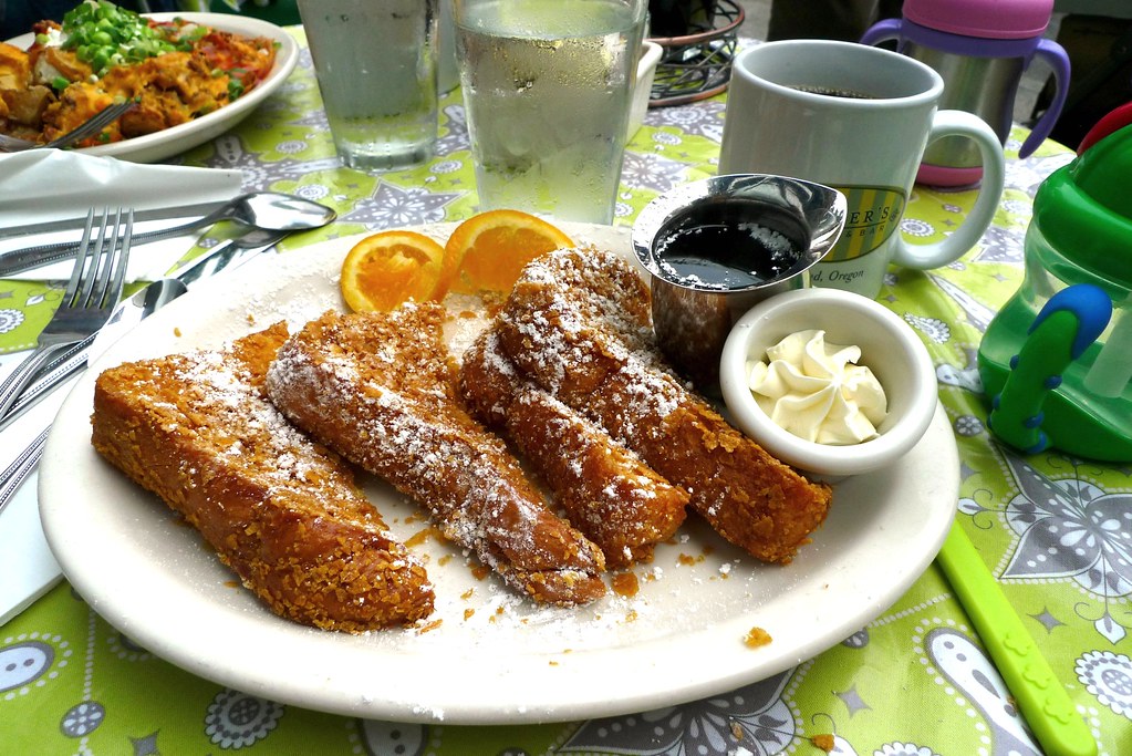 Crunchy French toast at Mother's Bistro and Bar Covered in… Flickr