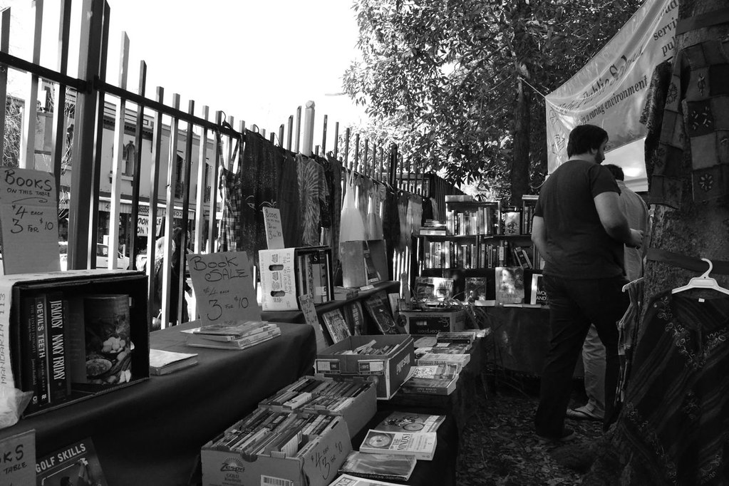 second hand books glebe markets on a saturday afternoon based in anj Flickr