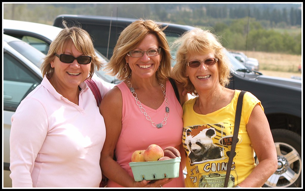Garlic Festival, Lac La Hache, BC Sandy, Connie and Alida … Flickr
