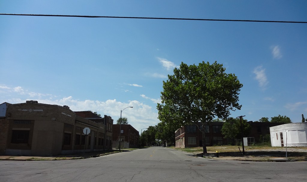 Finney Avenue Commercial Paul Sableman Flickr