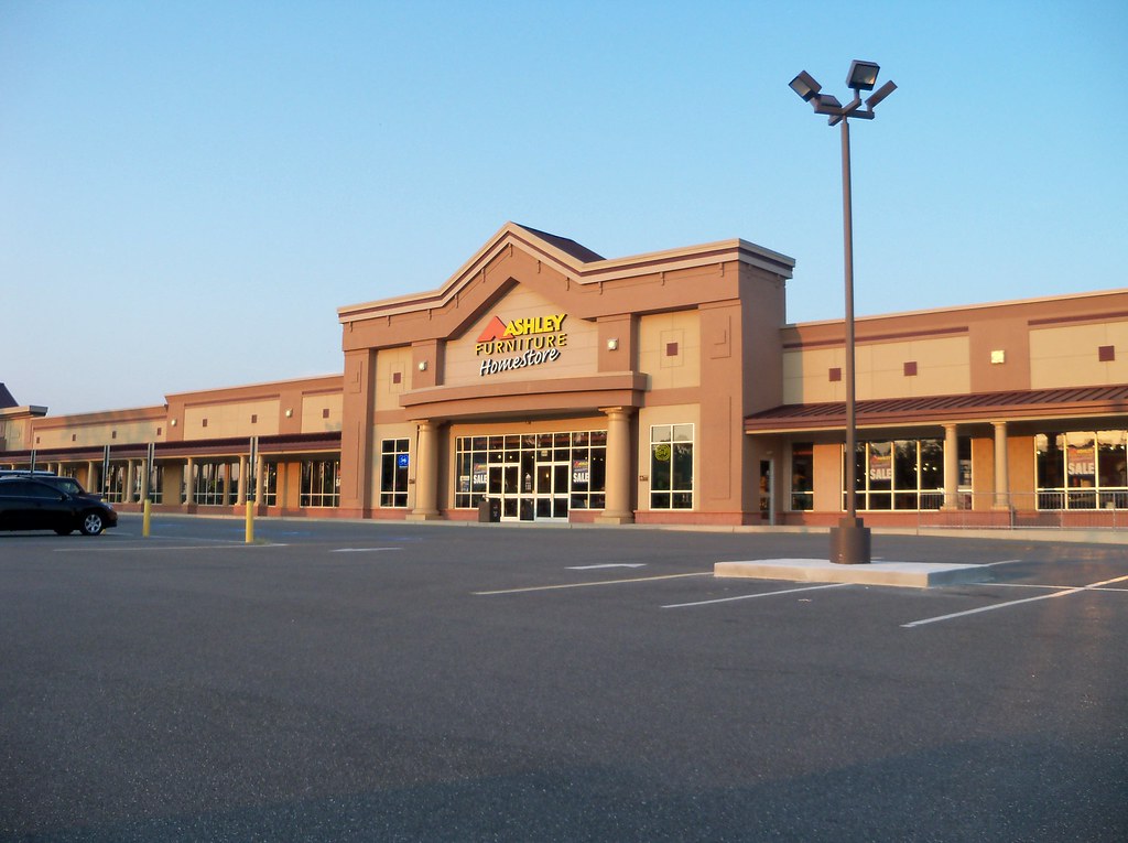 Unknown Millville, NJ Wheaton Plaza, 1501 N. High St; ap… Flickr