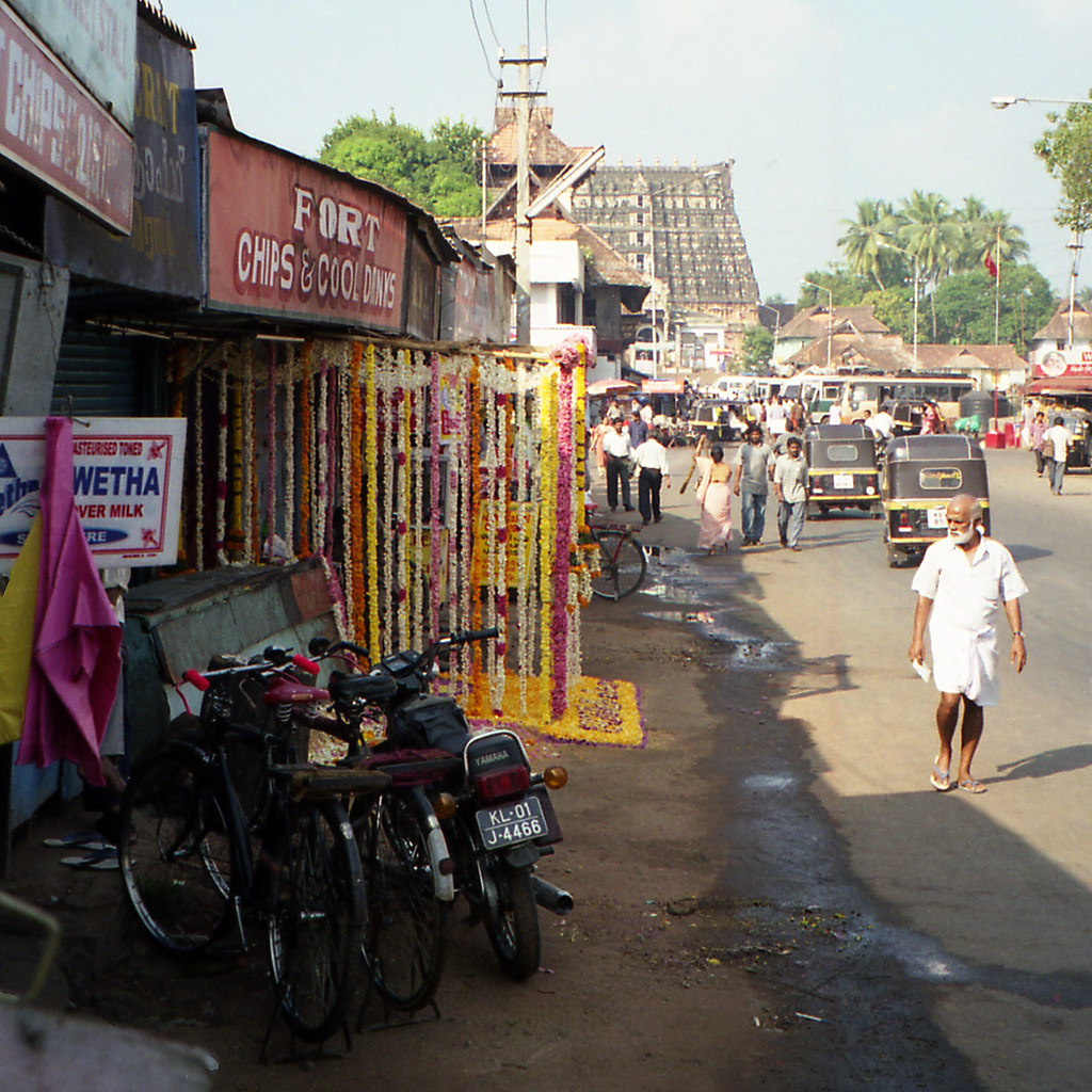 Trivandrum Fort area street Trivandrum, Kerala, India. Flickr