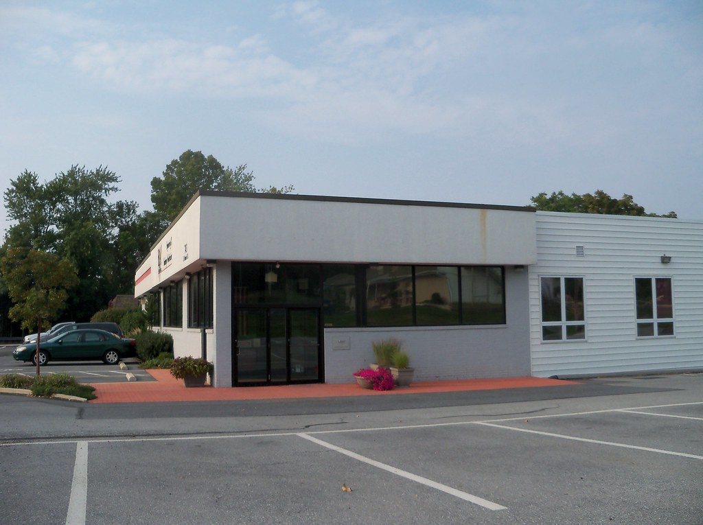 Rea & Derick/ CVS Lititz, PA Store 1667, 743 S. Broad St… Flickr