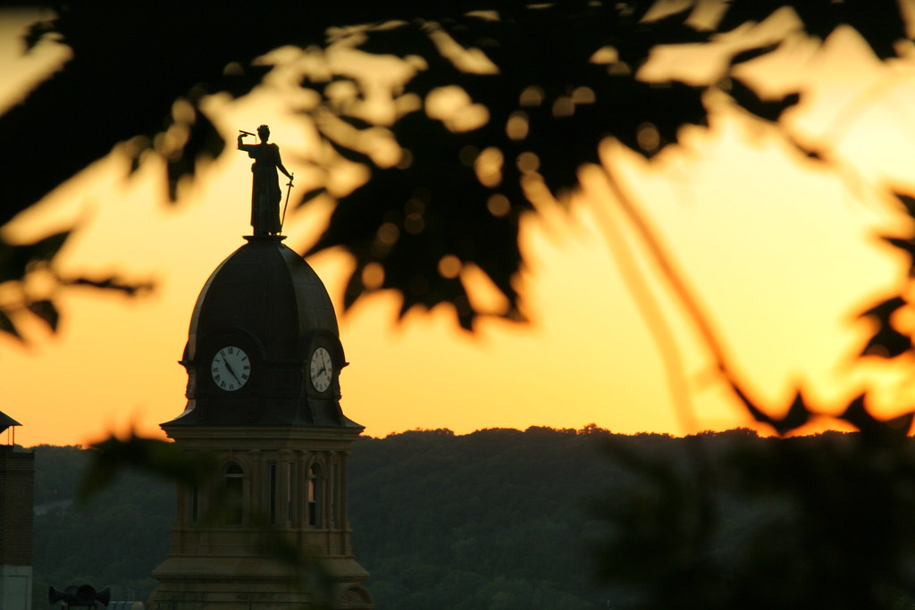 Blue Earth County Courthouse The sun setting behind the be… Flickr