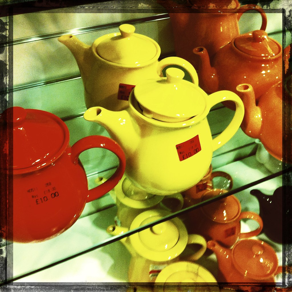 teapots At Pearsons department store, Palace Gardens shopp… Flickr