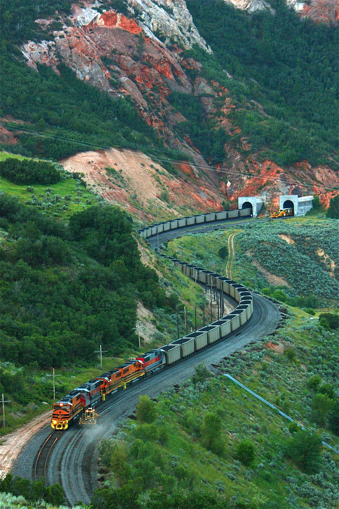 Utah Railway Coal Train at the Thistle Tunnels Utah Railwa… Flickr