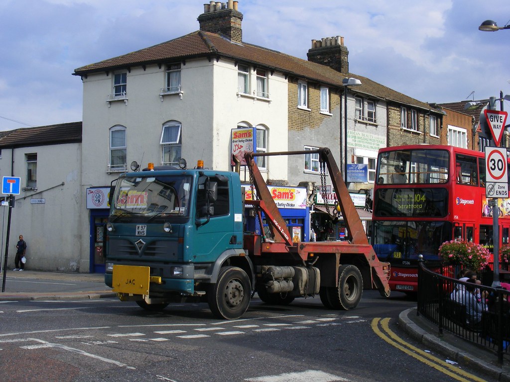 Foden 4x2 skip loader, Plaistow, E13 foden skip loader W97… Flickr