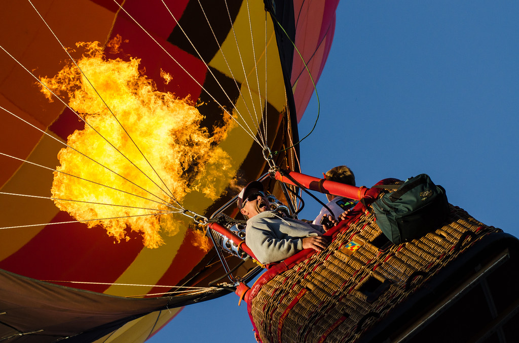 Balloon Burn at Lift Off Big flames make hot air as a ball… Flickr