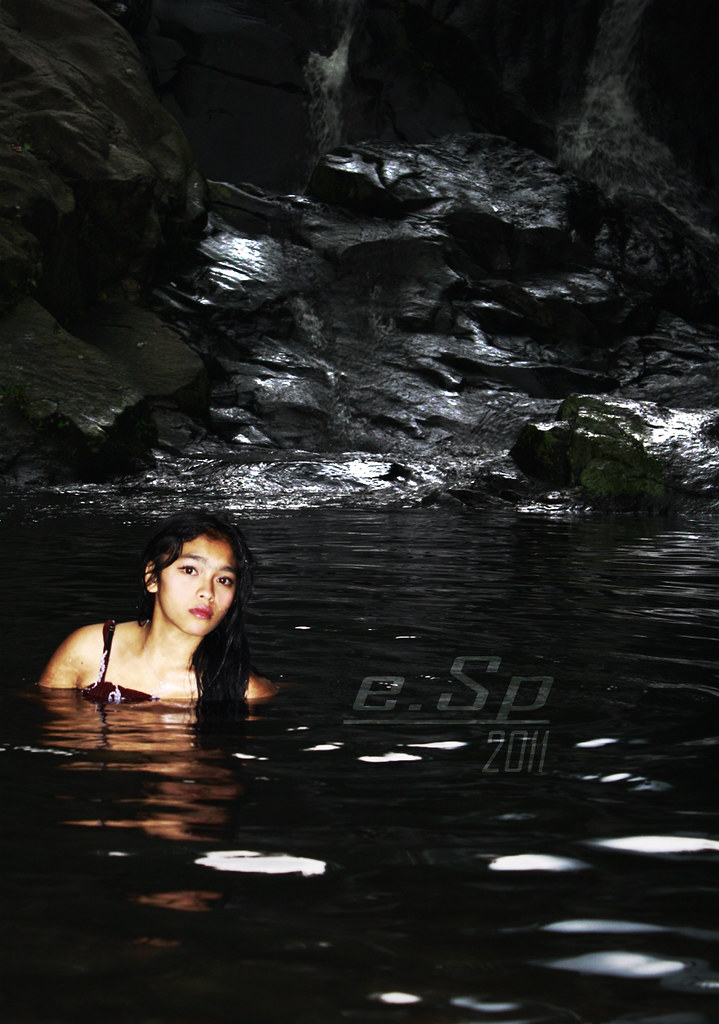 Bidadari Mandi Di Kali Modeling Photography erlangga sebastian Flickr