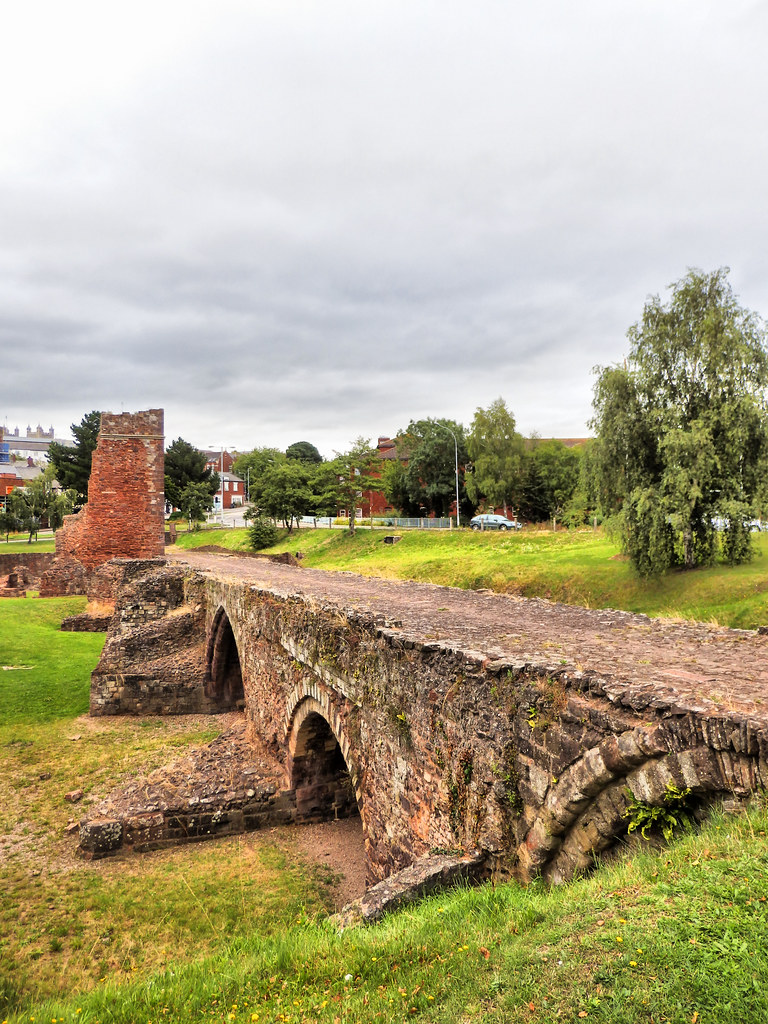 The Exe Bridge and St Edmunds Tower, Exeter Within a small… Flickr