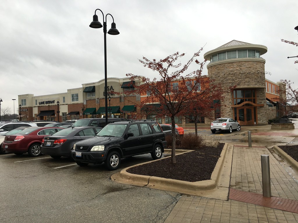 CherryVale Mall Rockford, Illinois Lane Bryant / Caciq… Flickr