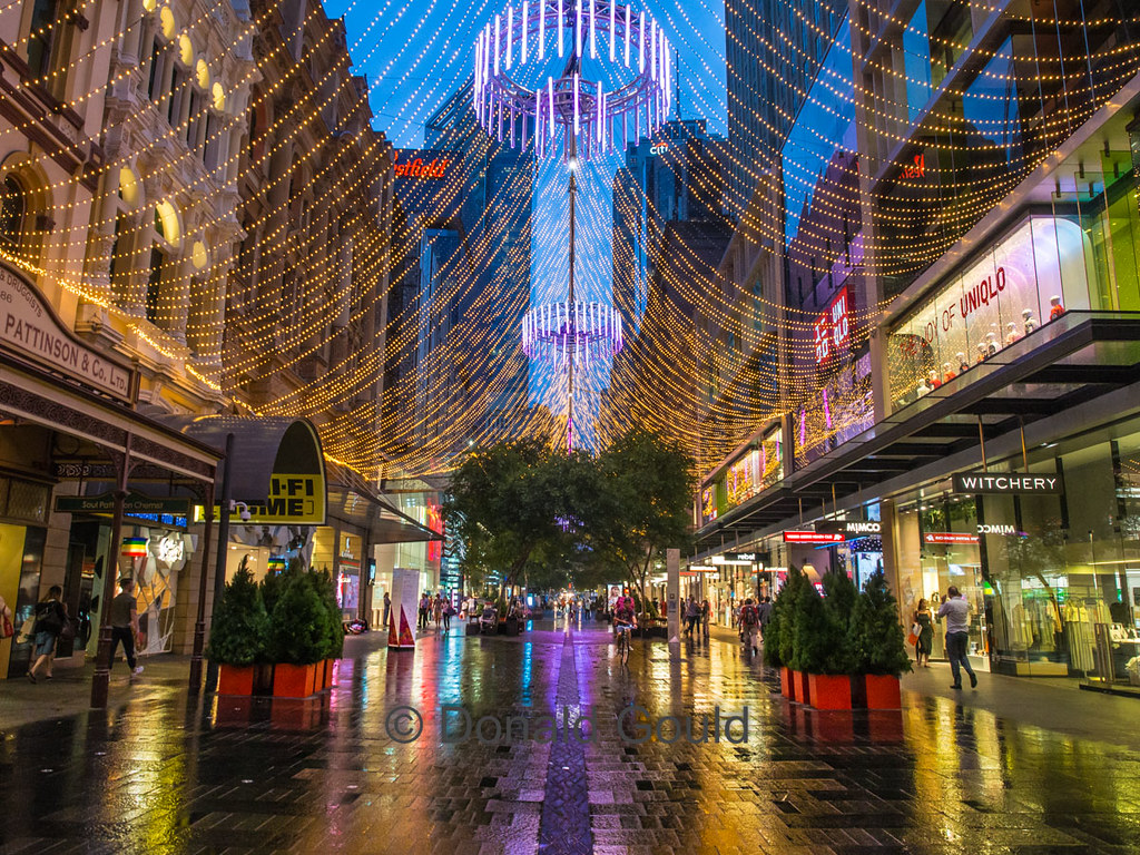 Christmas lights 2016_Pitt St. Mall_161214_221842 Flickr