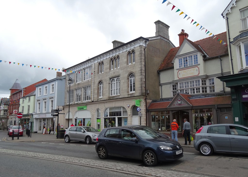 High Street, Denbigh . Peter Hughes Flickr