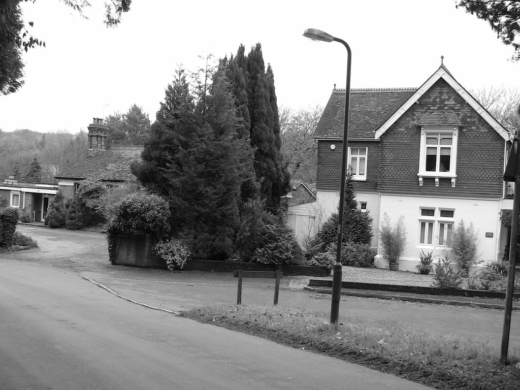 Rotherfield & Mark Cross Old Station The former stationmas… Flickr
