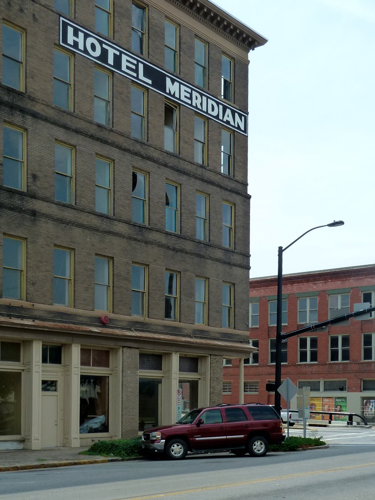 Meridian Hotel toml1959 Flickr