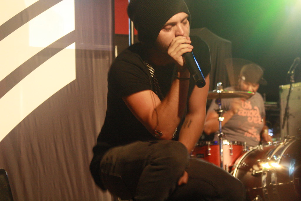 Alex DeLeon The Range