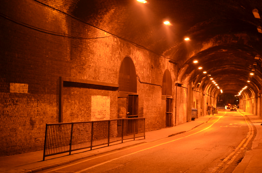 London Railway Arch Tunnel under the railway lines at Lo… Flickr