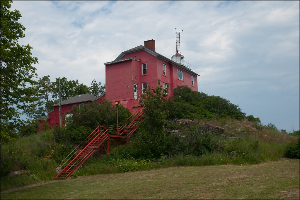 Marquette Harbor Light House Still on Coast Guard property… Flickr