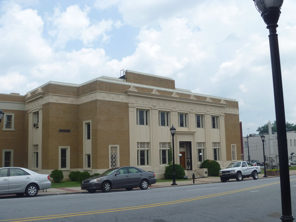 Caldwell County Courthouse(NC) Flickr