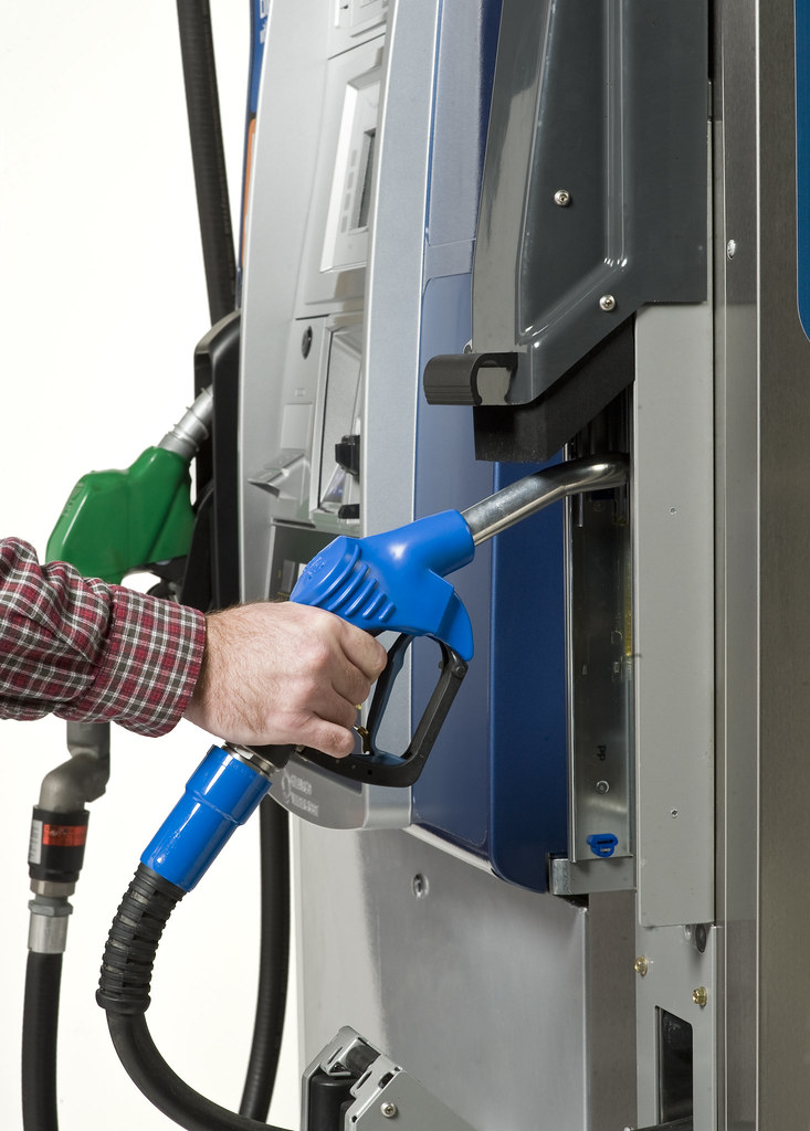 Encore S Diesel Exhaust Fluid (DEF) + 1 Dispenser for Travel Plazas a
