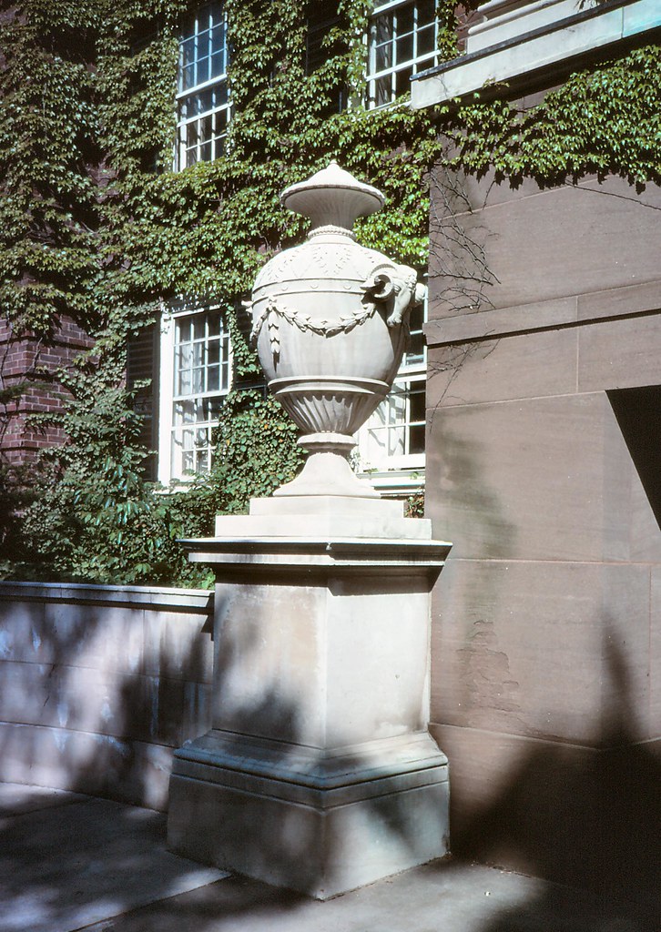 CT_New Haven_0105 Timothy Dwight College, Yale University,… Flickr