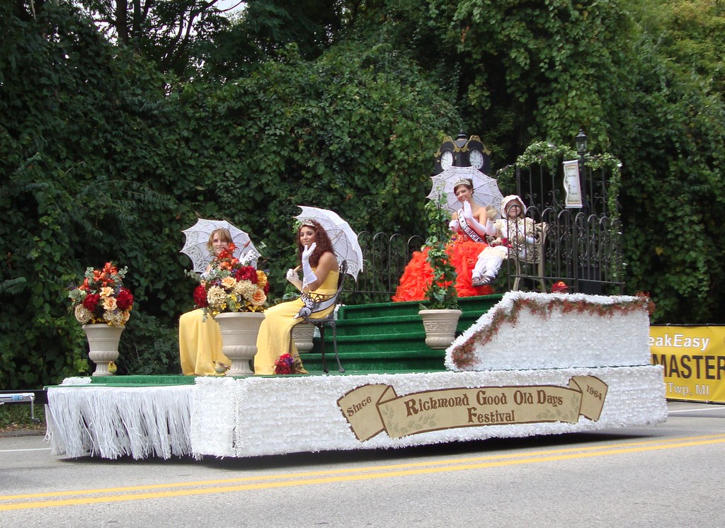 Richmond 80th Peach Festival Parade 2011 Romeo, Michigan C… Flickr