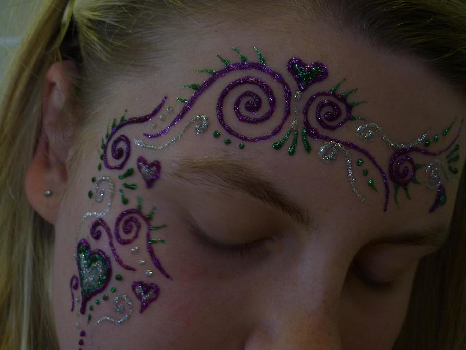 jenna glitter face design for website ahandfulofhenna Flickr