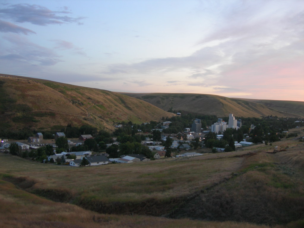 Downtown Pomeroy, Washington Jimmy Emerson, DVM Flickr