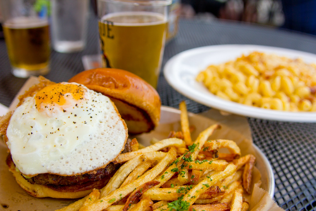 IMG_4385 CHICAGO! Burger Bar SOOO good Lunani Flickr