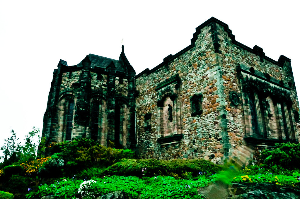 St. Margaret's Chapel at Edinburgh Castle Edinburgh Scot… Flickr