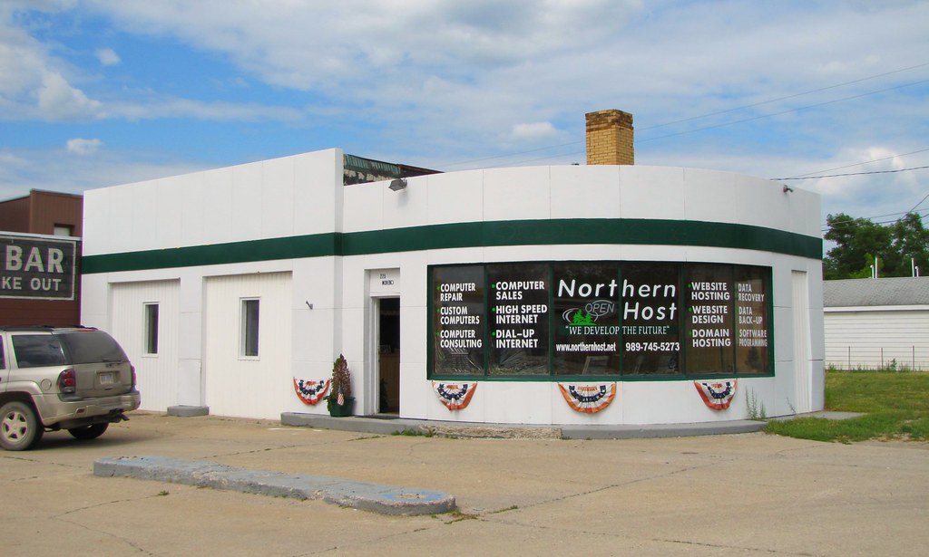 Old Mio Gas Station Mio, Michigan Brandon Bartoszek Flickr