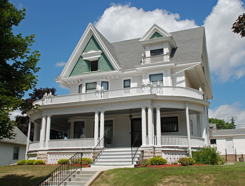 house in Society Hill Historic District, Portage, Wisconsi… Flickr